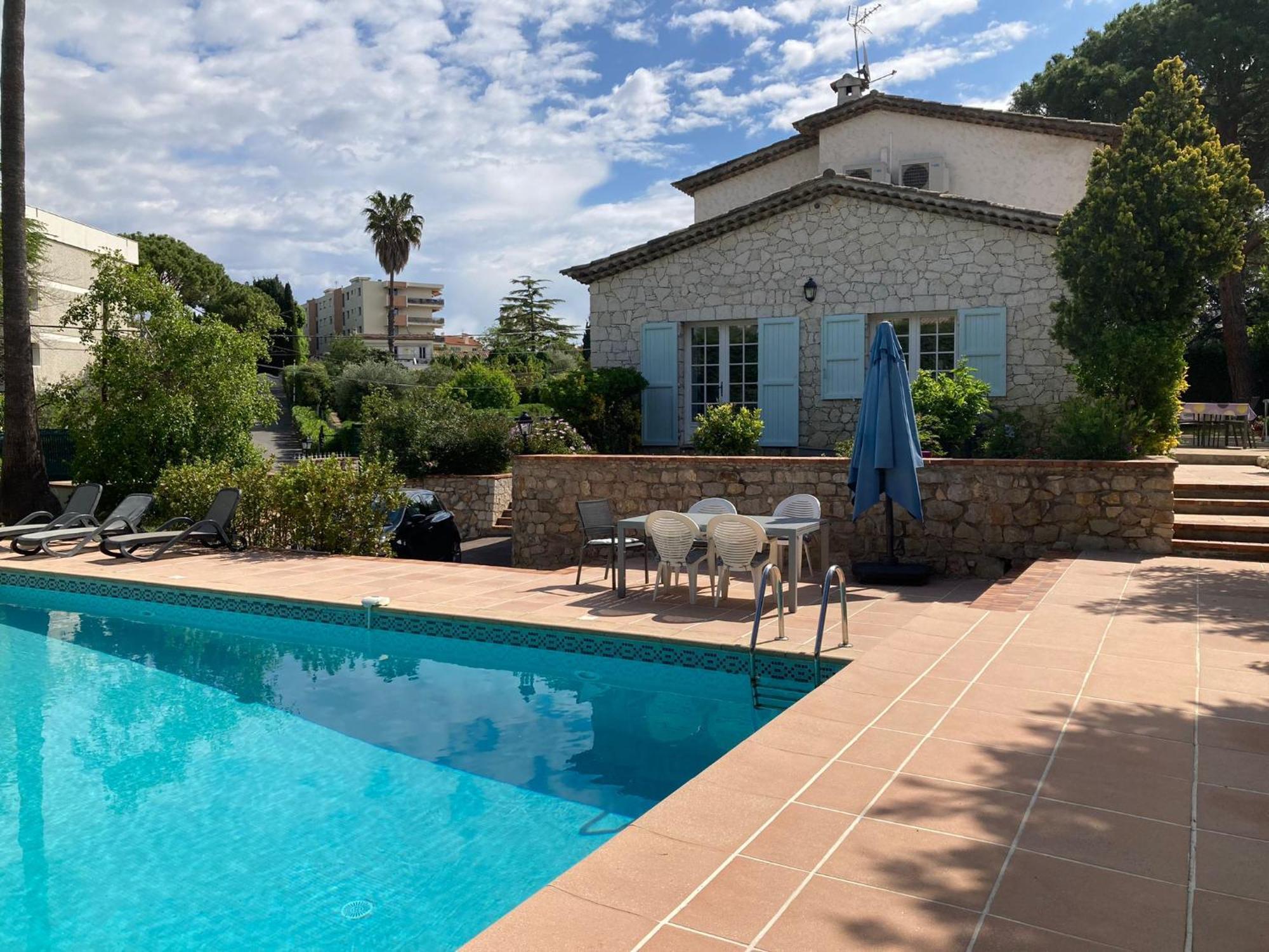 Villa Alessia Антиб Екстериор снимка